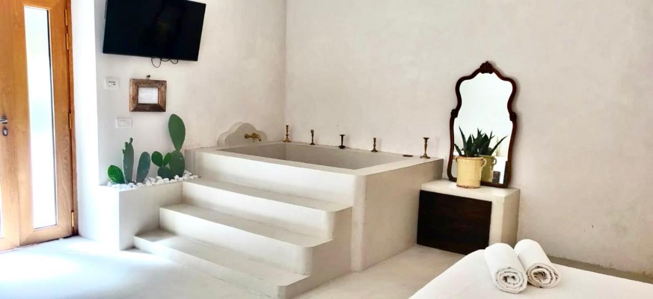Mareulivi Bed & Breakfast Ostuni Exterior photo